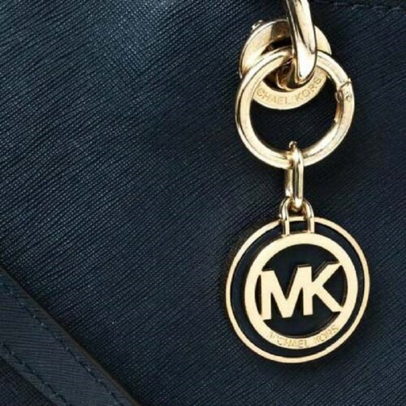 MICHAEL KORS CYNTHIA NAVY BLUE SAFFIANO LEATHER CROSSBODY SATCHEL BAG - NWT! - Picture 5 of 10